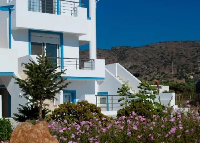 Meltemi Beach Apartments 2